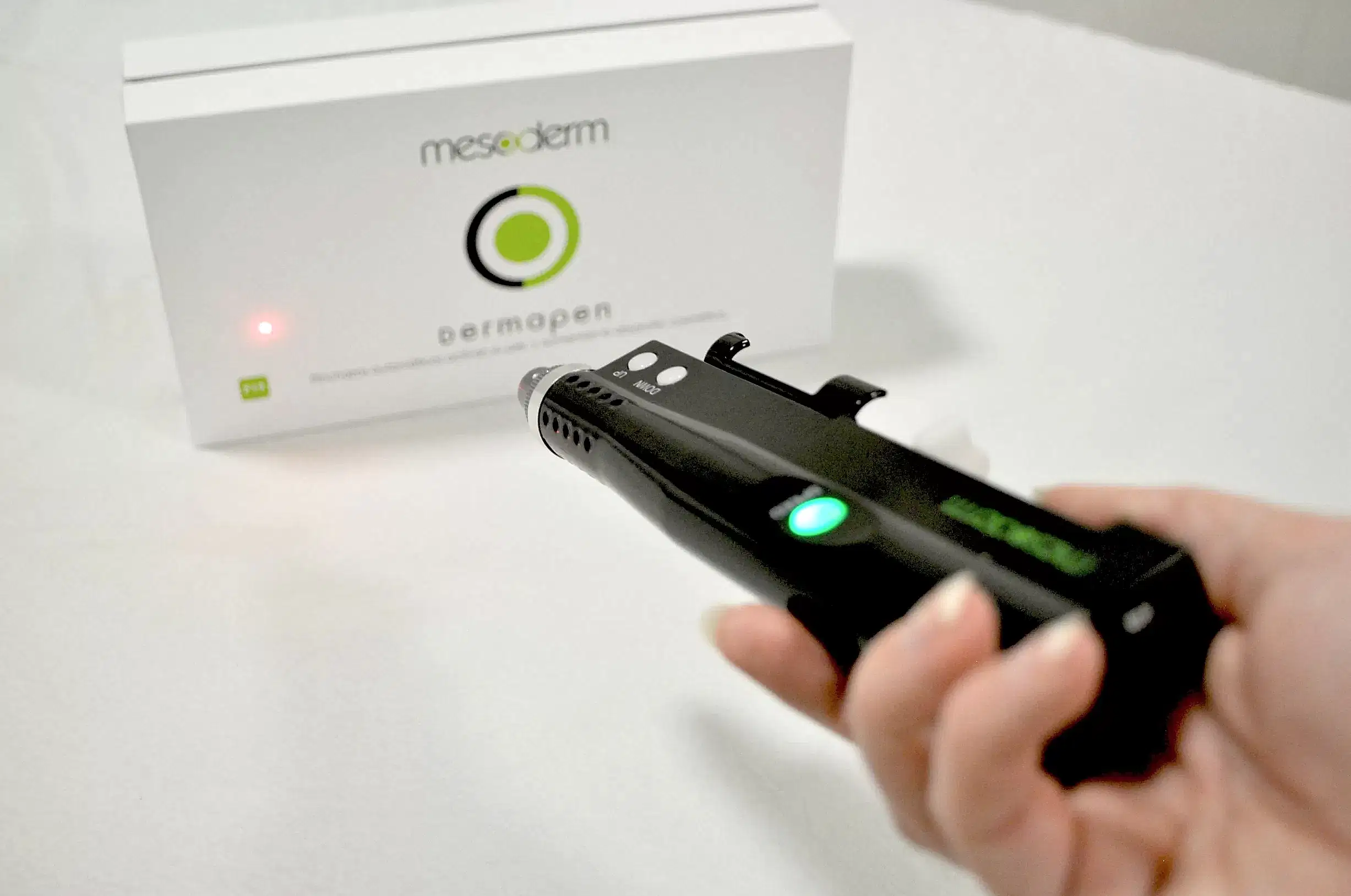 Фракционная мезотерапия дермапеном.